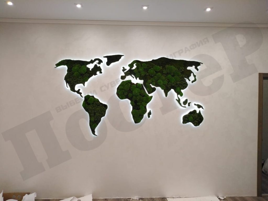 Карта мира из натурального мха в Орле